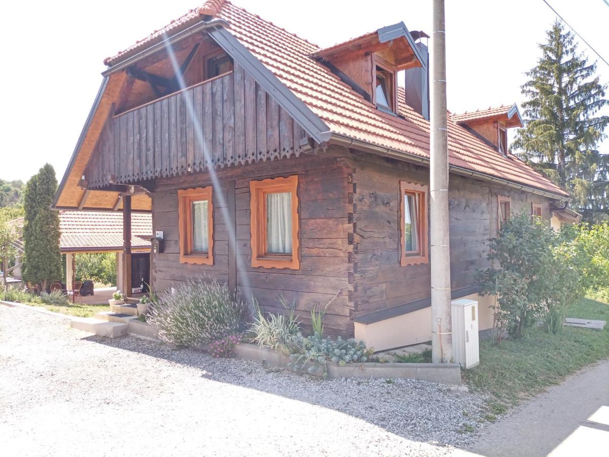 Kuca Za Odmor Braco Apartment Donji Zvecaj Ngoại thất bức ảnh