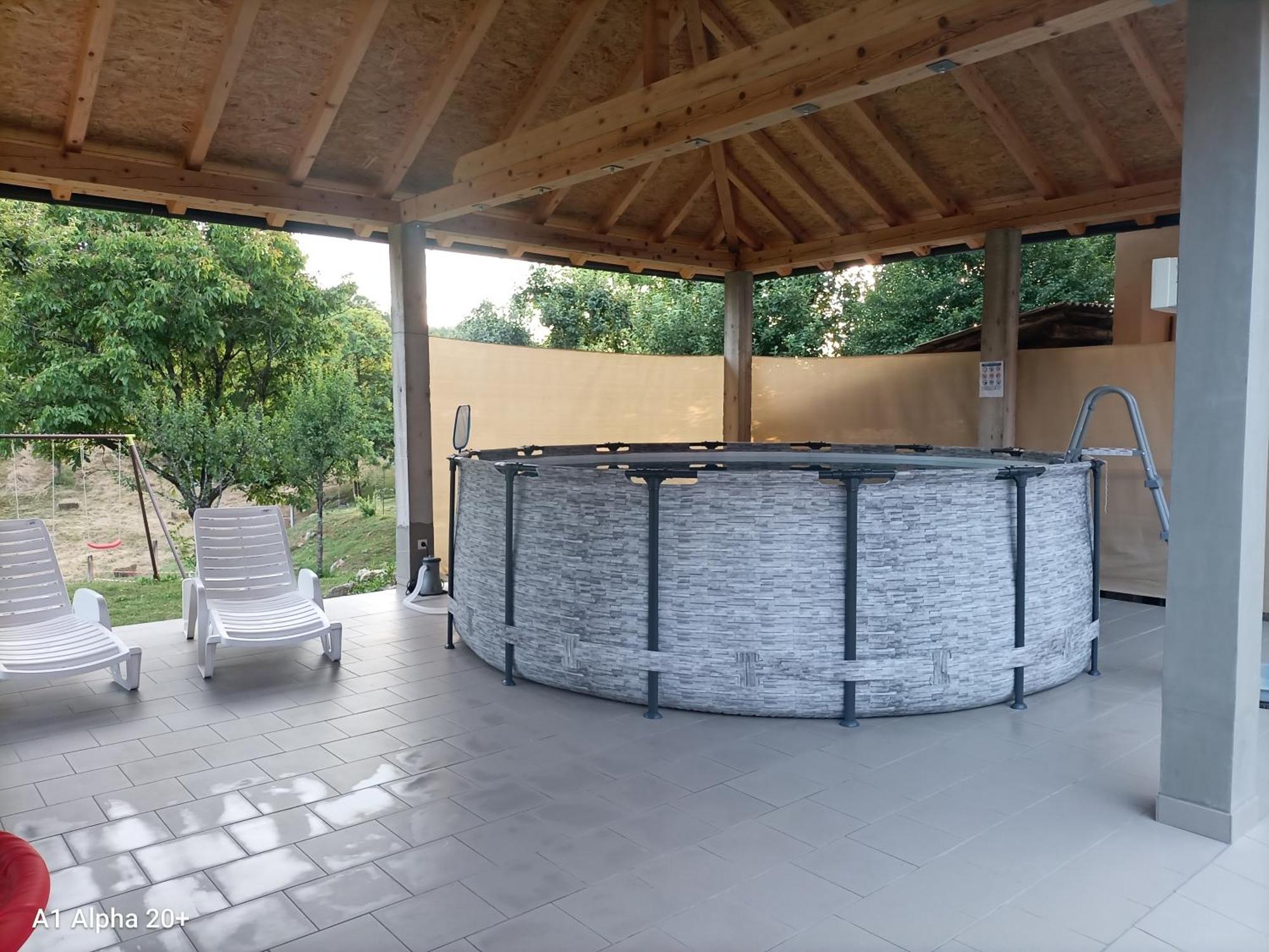 Kuca Za Odmor Braco Apartment Donji Zvecaj Ngoại thất bức ảnh